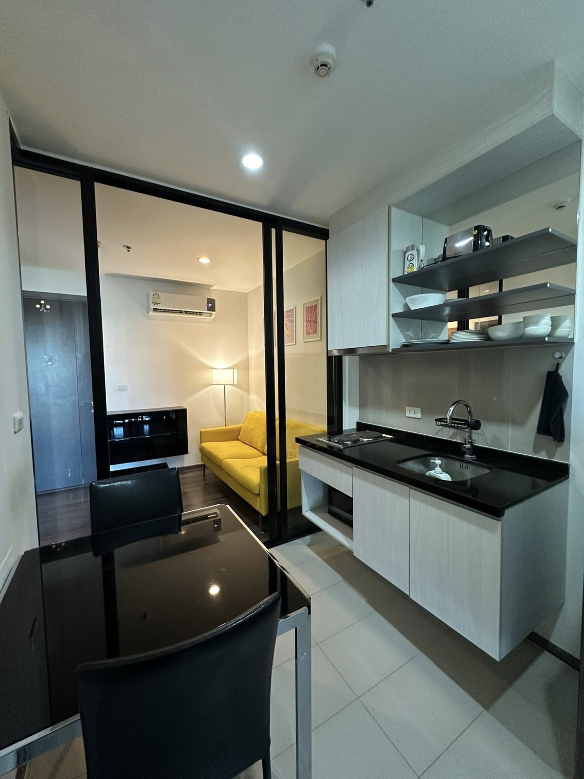 The Base Park East Sukhumvit 77 | 🚝ใกล้ BTS อ่อนนุช  ชั้นสูงวิวไม่บล็อค Free Wifi! #New
