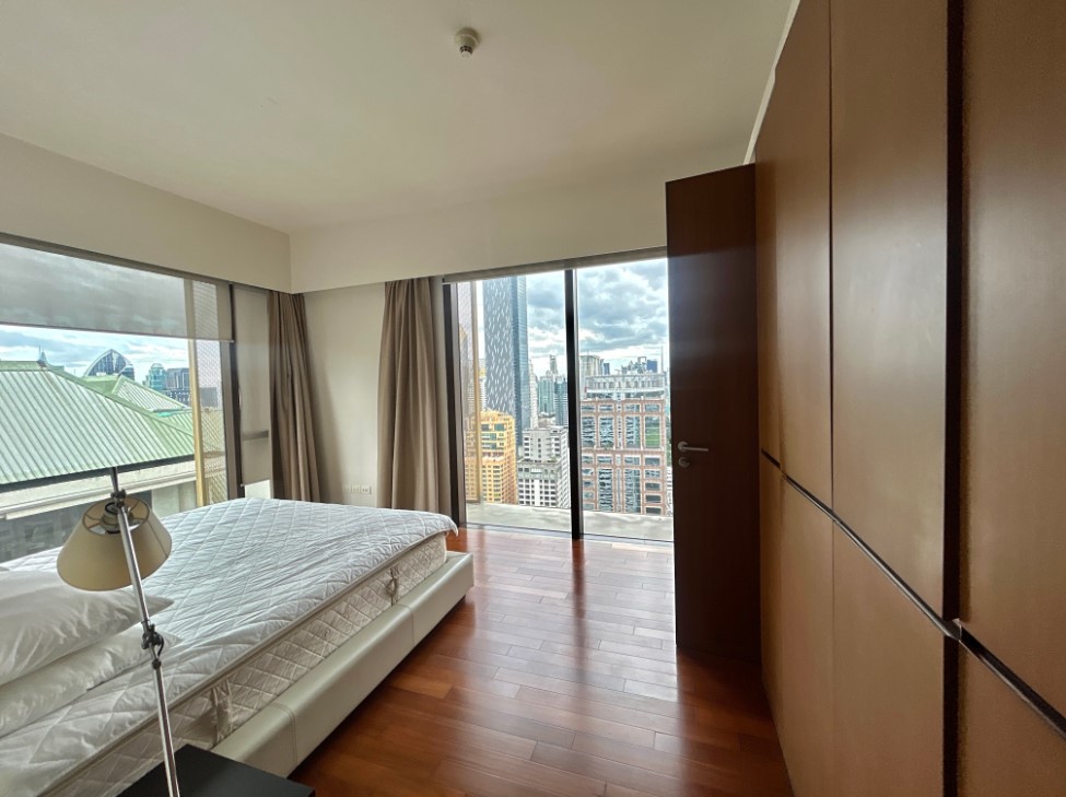 Hansar Rajdamri | Ultra Luxury Condo for Rent, 170 m to BTS Rajdamri |  with Private Lift Access #New Focus