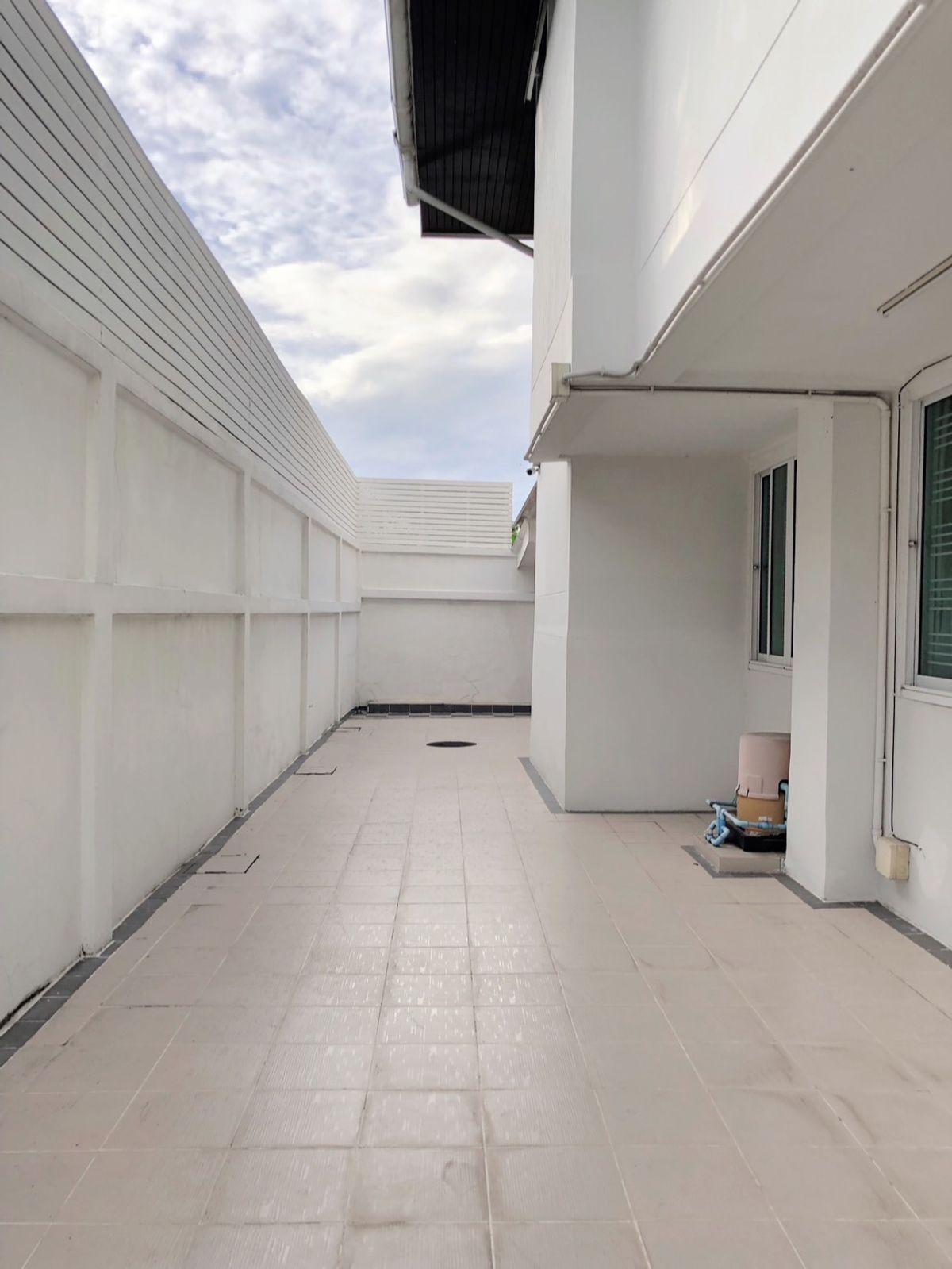 บ้านเดี่ยว 2 ชั้น รีโนเวทใหม่ทั้งหลัง วิภาวดี16 ซอยโชคชัยร่วมมิตร ใกล้ Central ลาดพร้าว #HL Focus