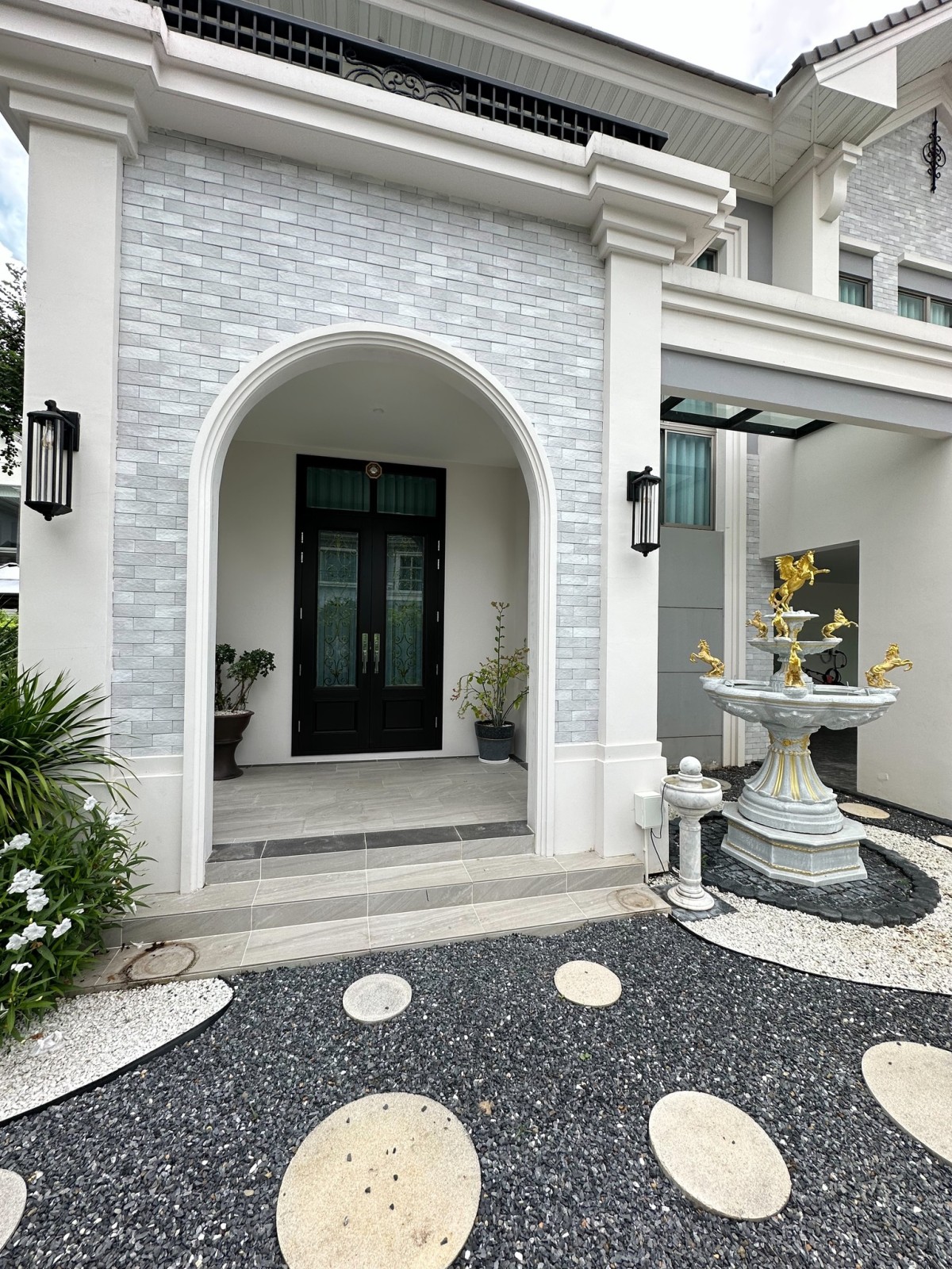 Perfect Masterpiece Sukhumvit 77 | บ้านหันทิศเหนือ มีพื้นที่สวนสวย เฟอร์นิเจอร์ครบ พร้อมเข้าอยู่  # HL Focus