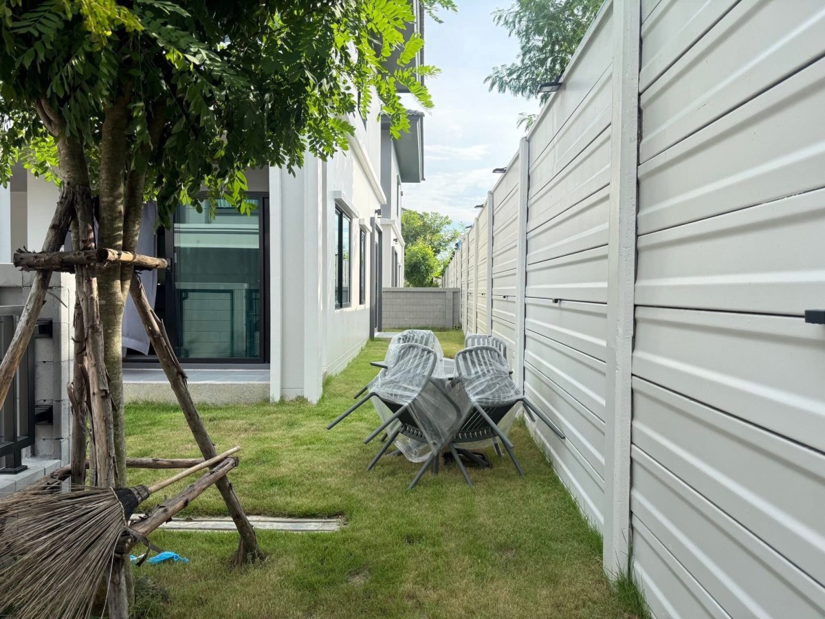 BRITANIA Bangna-Srivaree | บ้านใหม่ตกแต่งพร้อมอยู่ ทำเลหัวมุมสุดซอย เฟอร์นิเจอร์ครบ #HL Focus