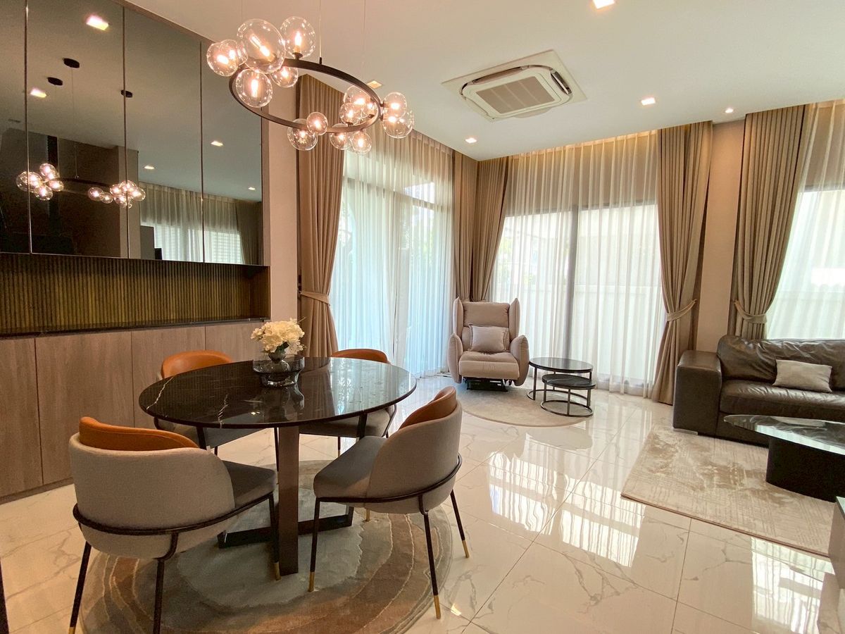 Bangkok Boulevard Srinakarin-Bangna | บ้านสวย ตกแต่งครบ พร้อมเข้าอยู่ ใกล้ Mega Bangna #HL Focus