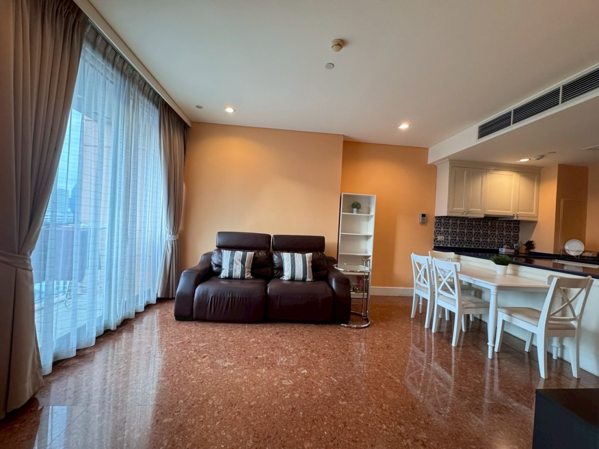 Aguston Sukhumvit 22 | Nice room Big space🚝ใกล้ BTS Phromphong #Old Focus