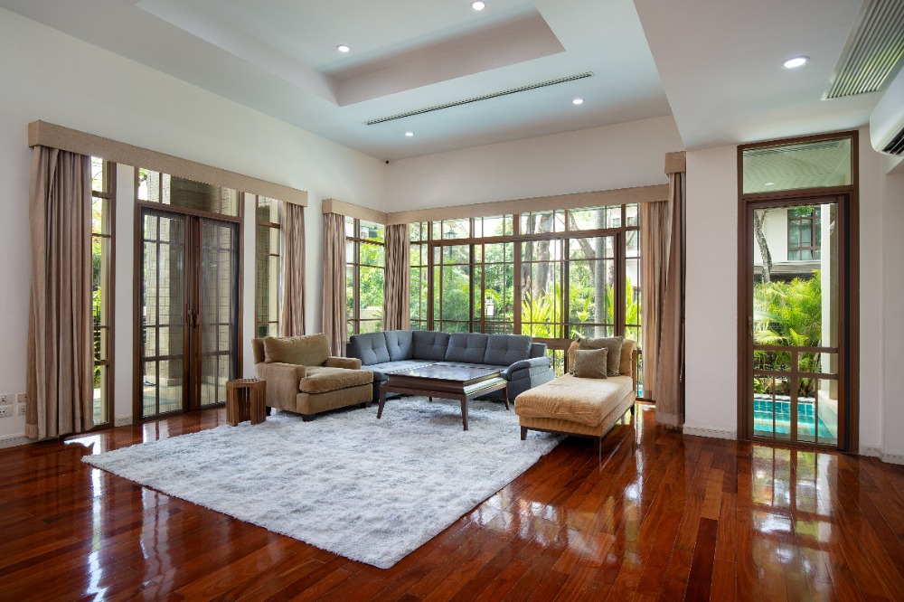 Baan Sansiri Sukhumvit 67 | บ้านหัวมุม Rare Item – ติดอุโมงค์ต้นไม้ อยู่กลางหมู่บ้าน ไม่ติดรั้วโครงการ #HL Focus