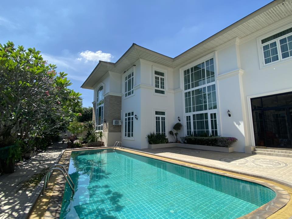 Karuehaad Tayard | Contemporary House ถนนปากเกร็ด-ติวานนท์ อยู่ติดเมืองทองธานี แจ้งวัฒนะ #HL Focus