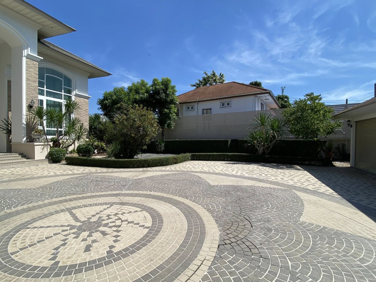 Karuehaad Tayard | Contemporary House ถนนปากเกร็ด-ติวานนท์ อยู่ติดเมืองทองธานี แจ้งวัฒนะ #HL Focus