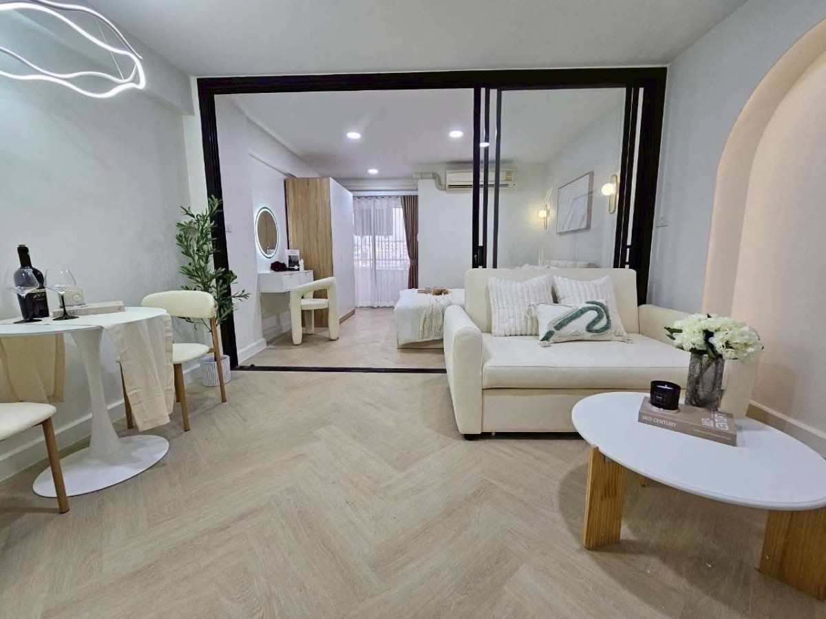 Ratchda city 18 condo | 🚝ใกล้ BTS,MRTห้วยขวาง #New Focus