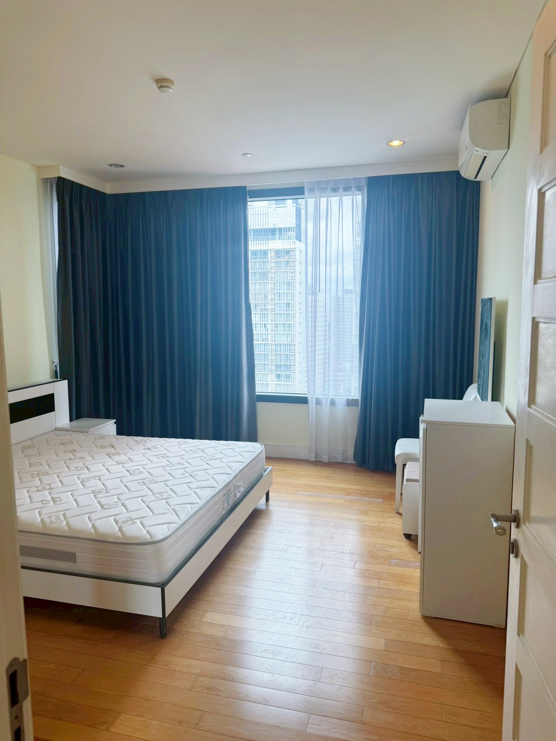 Aguston Sukhumvit 22 | Best Price Pet Friendly 🐶😸🚝close to BTS Phromphong #HL Focus