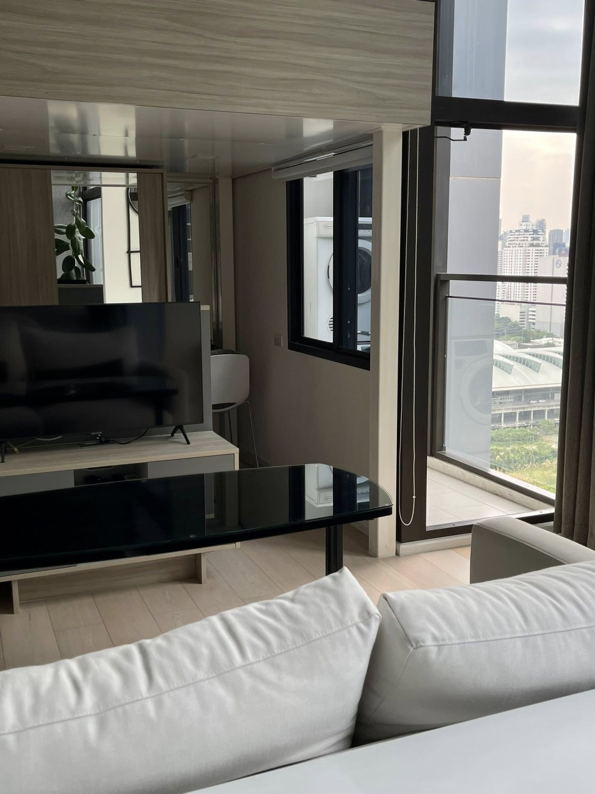 Chewathai Residence Asoke | 🚝ใกล้ MRT เพชรบุรี มศว Central Rama 9 #New Focus