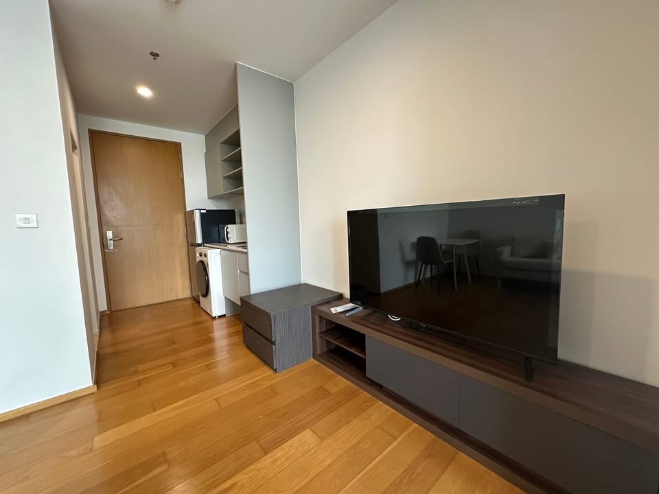 NOBLE REVO SILOM | เพียง 160ม. ถึง BTS สุรศักดิ์ เฟอร์นิเจอร์/เครื่องใช้ไฟฟ้าครบ พร้อมเข้าอยู่ #New