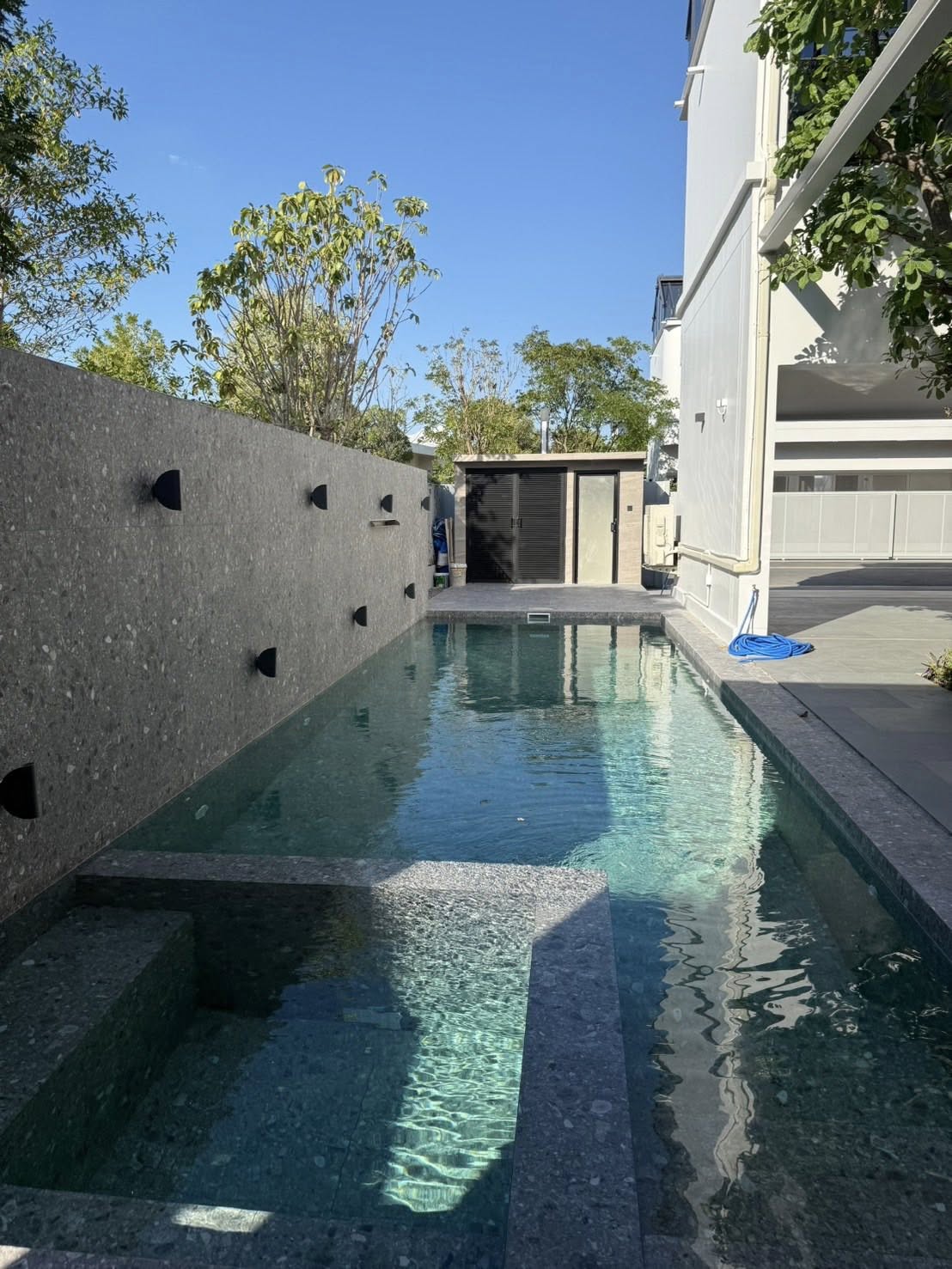 VIVE Krungthep Kreetha | บ้านหรู 3 ชั้น พร้อมสระว่ายน้ำ Close to brighton international school #HL Focus