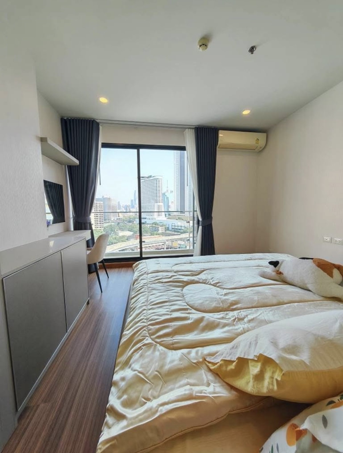 Supalai Premier Charoen Nakhon | Luxury river and Icon Siam View from 2 balconies condo #New