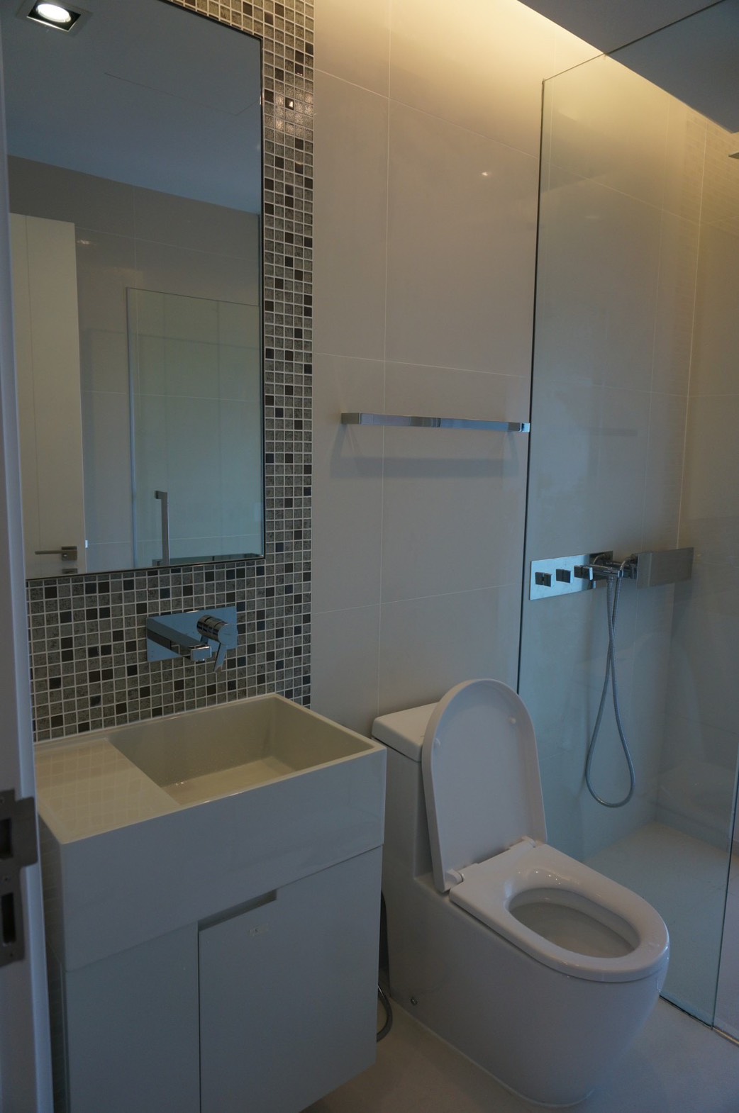 The Room Sukhumvit 21 | ห้องสวยชั้นสูง !!! วิวสวยโปร่งสงบ เห็นต้นไม้เขียว !!! High floor unit Green View #HL Focus