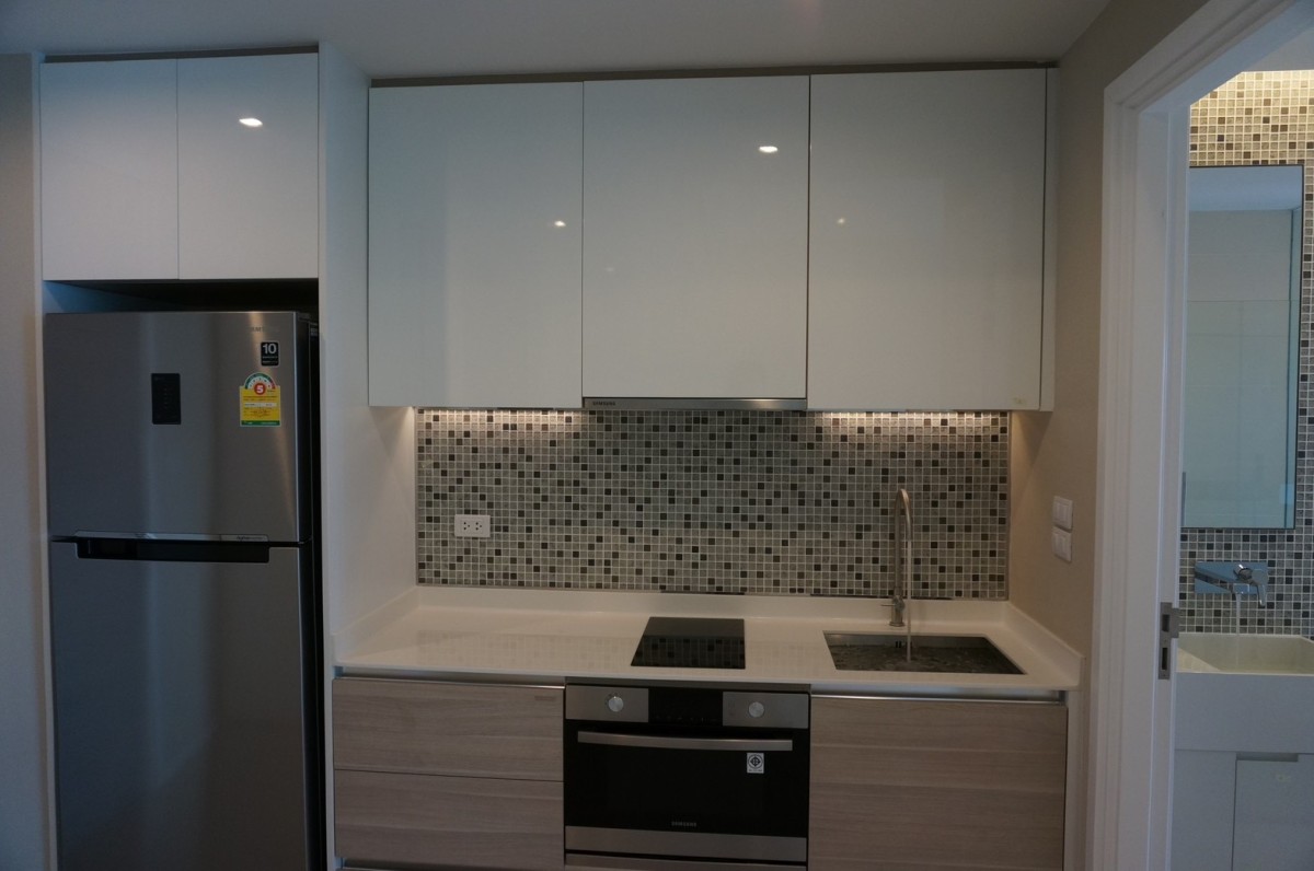 The Room Sukhumvit 21 | ห้องสวยชั้นสูง !!! วิวสวยโปร่งสงบ เห็นต้นไม้เขียว !!! High floor unit Green View #HL Focus