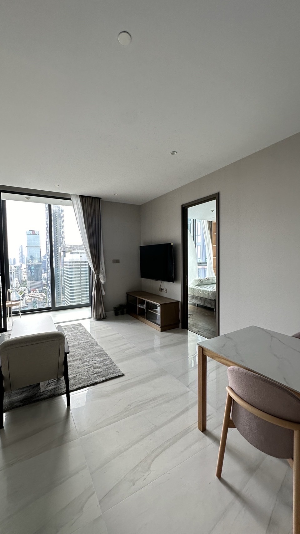 Supalai Icon Sathorn | Fully Furnished, Move-in-ready 850m to BTS Chong Nonsi and MRT Lumpini #HL Focus
