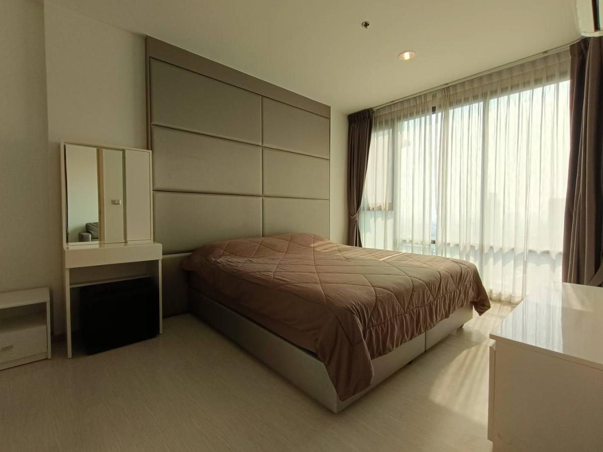 Rhythm Sukhumvit 42 | 🚝ใกล้ BTS เอกมัย ห้องว่าง ชั้นสูงวิวโล่ง ห้องมุม #New
