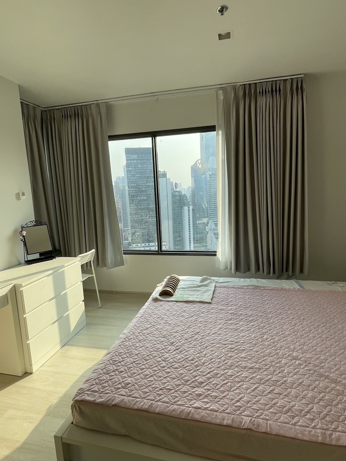 Life One Wireless  | Super High floor unit !! Clear View #New Focus #Mar