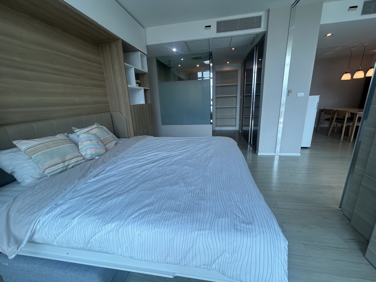 The Room Sukhumvit 21 | Large Living Space in Prime Sukhumvit (Asoke) #FC