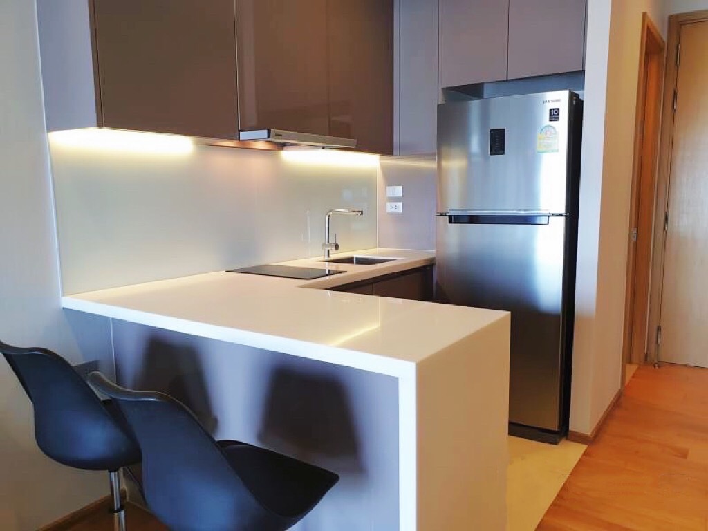 Hyde sukhumvit 13 | 48 sqm of pure comfort. In a world of tiny condos, space is the ultimate luxury. 🏠✨ #HL