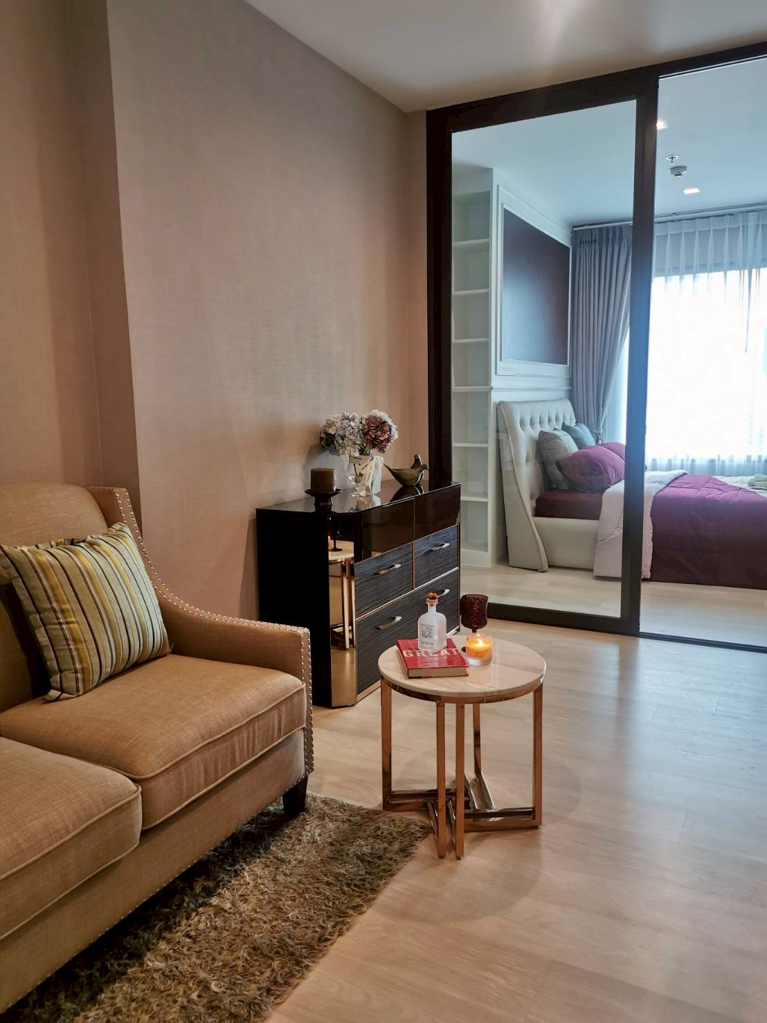 Life One Wireless | One Bed plus size on Wirelss Road Nice facing and decorated #HL Focus