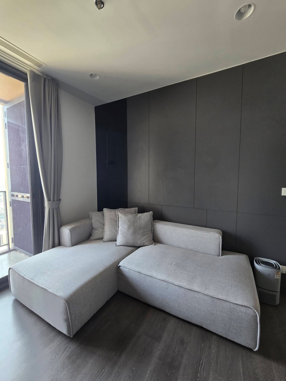OKA HAUS | Nice room High floor 🚝ใกล้ BTS Thonglor #MAY