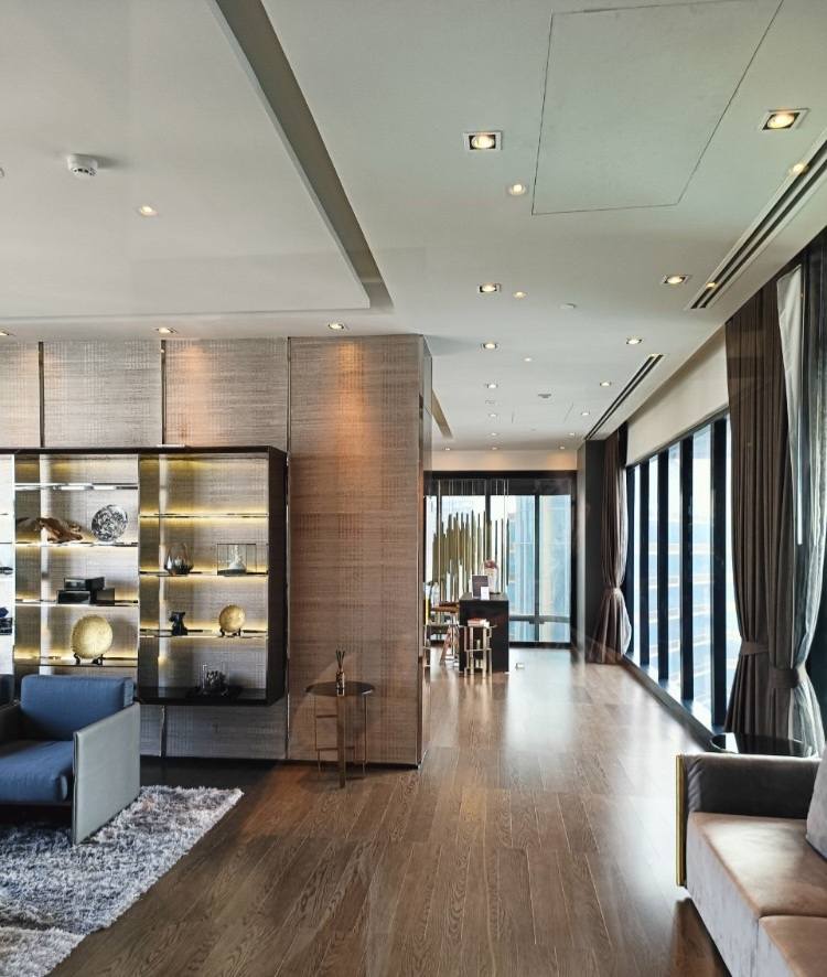 Ashton Asoke | The Masculine Retreat unit super convenient location and transportation #New Focus