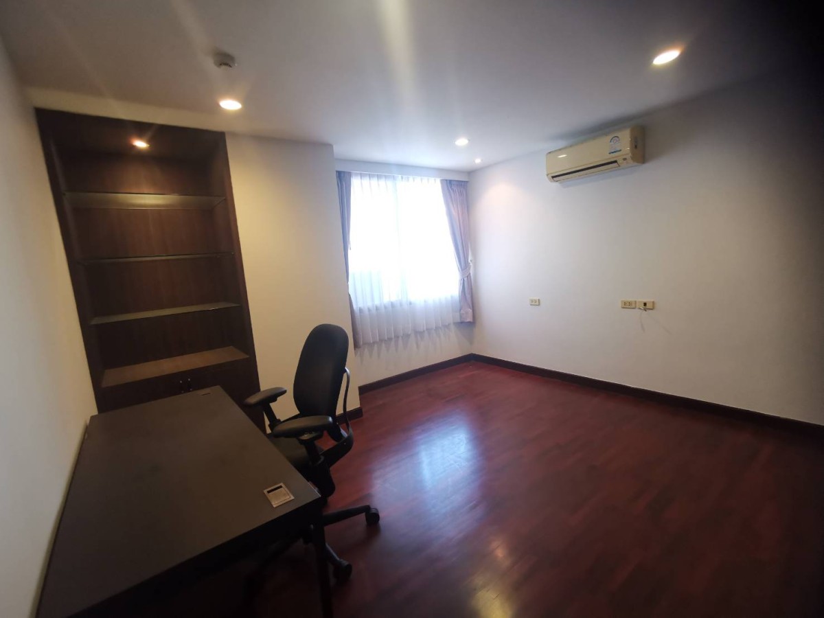 Newton Tower | Living Large in the Heart of the City #HL