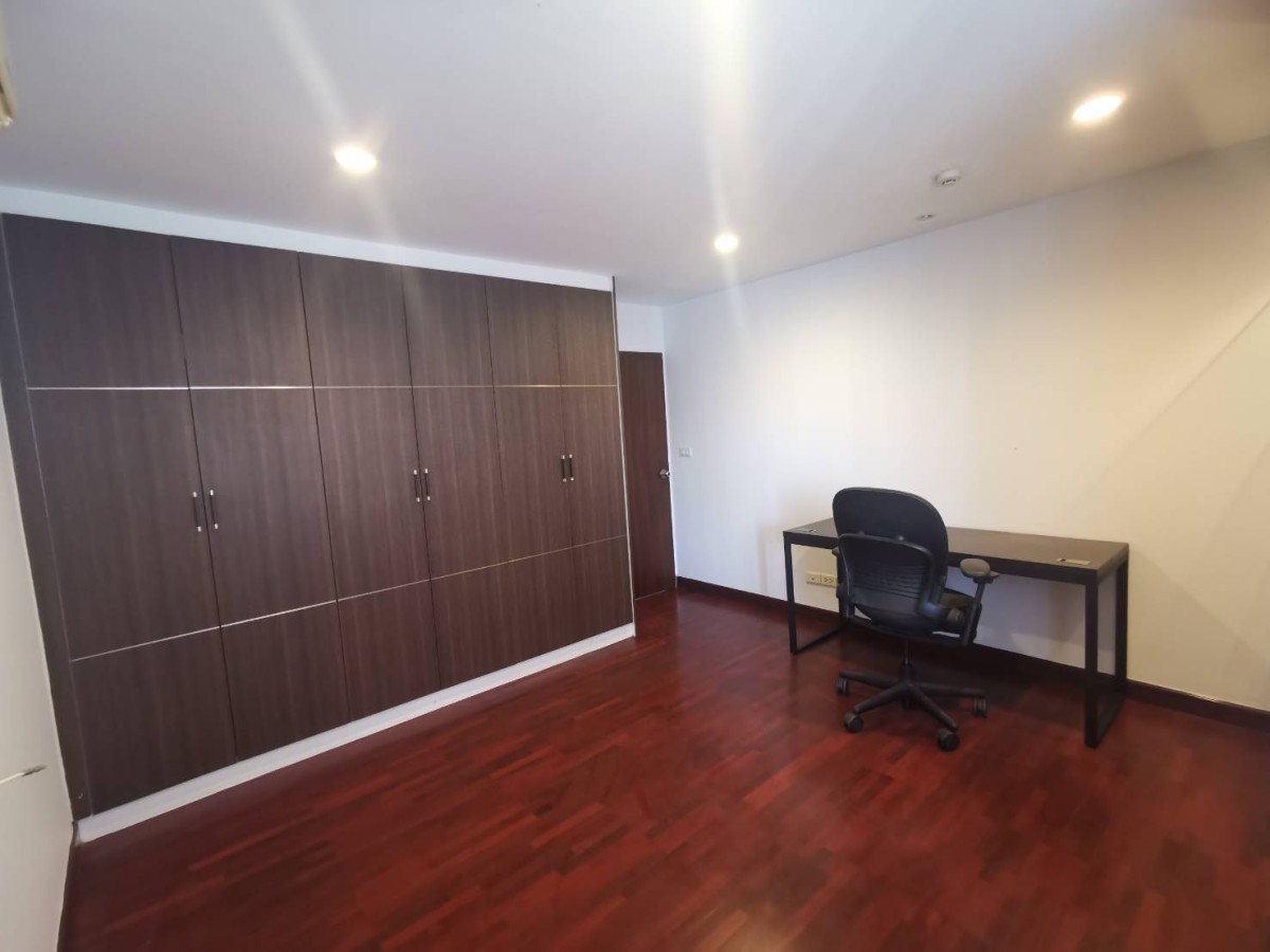 Newton Tower | Living Large in the Heart of the City #HL