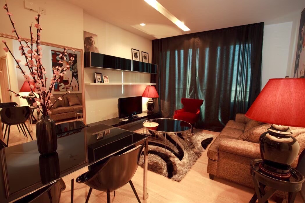 Siri at Sukhumvit | Beautiful room 🚝ใกล้ BTS Thonglor 0 m #MAY