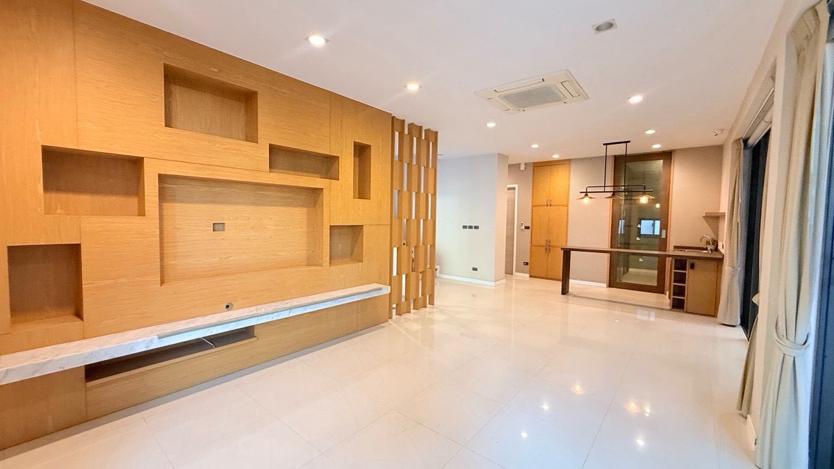 Private Nirvana Residence | โซนส่วนตัวพิเศษ – มีเพียง 3 หลัง หน้าสวน และใกล้สระว่ายน้ำเกลือของโครงการ