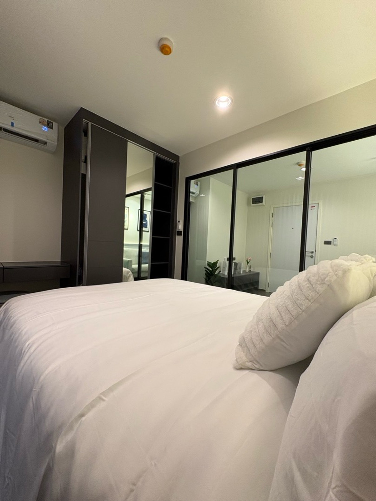 The Excel Ladprao - Sutthisan | 🛋️ MRT สุทธิสาร