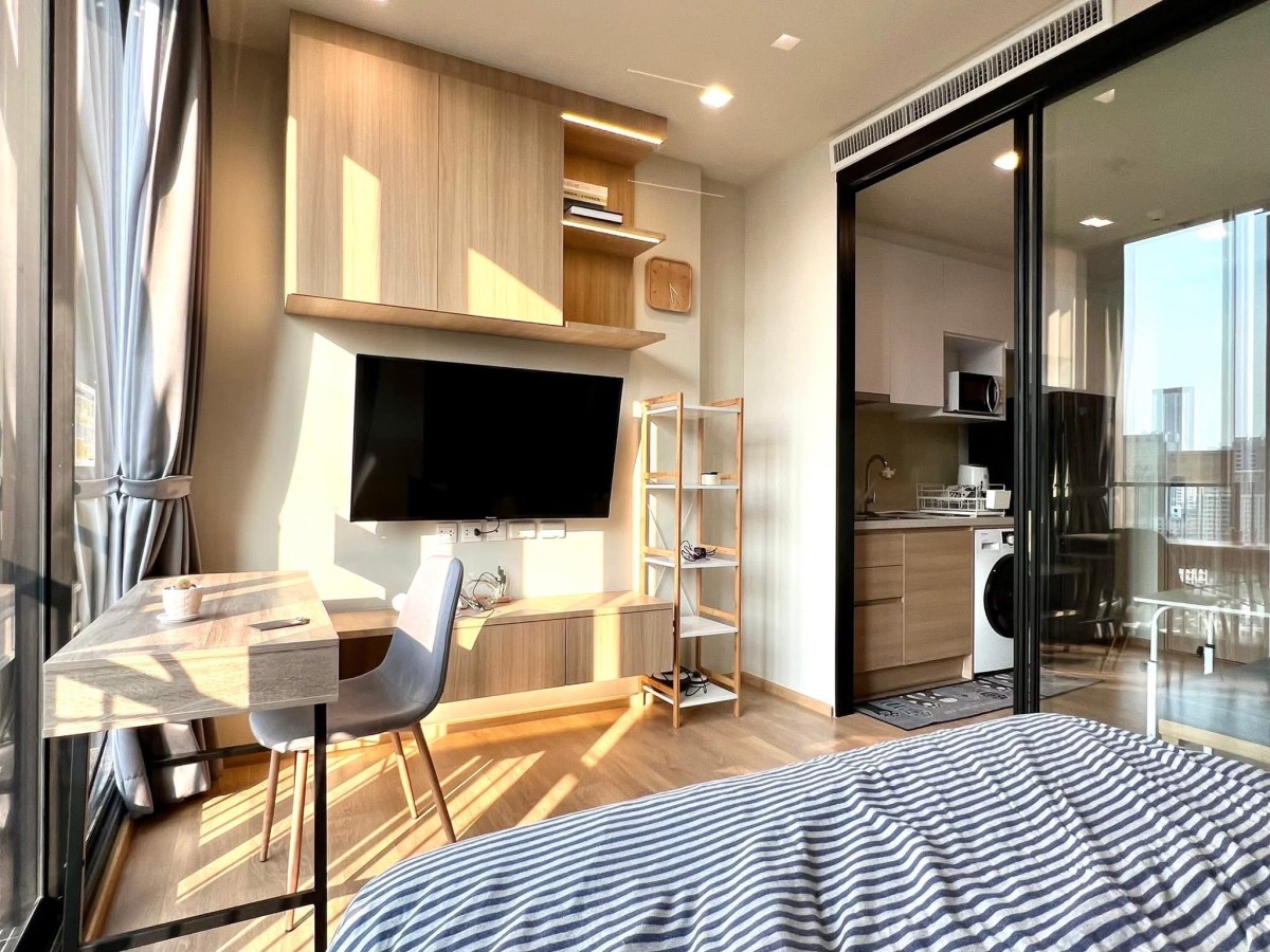 Noble Around 33 | Nice room ✨High floor 🚝ใกล้ BTS Phromphong #Old