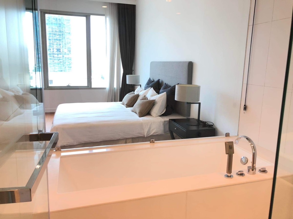 185 rajadamri | The Luxury of Rajadamri !! One bigbedroom #HL