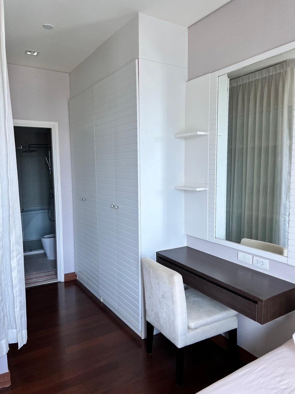 IVY Thonglor | Nice room High floor 💎🚝ใกล้ BTS Thonglor #Old