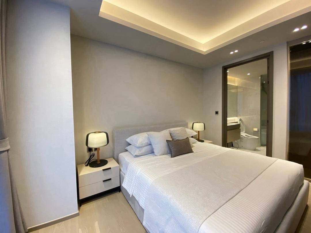 Tonson One Residence | Low floor luxury lover unit !! Come with garden comfortable view