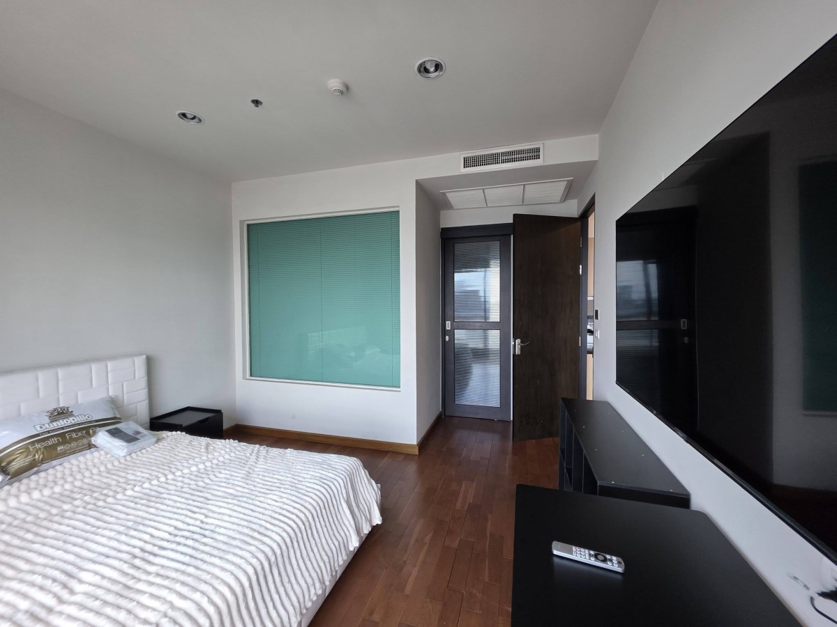 The Address Chidlom | Huge size in the city center !!!