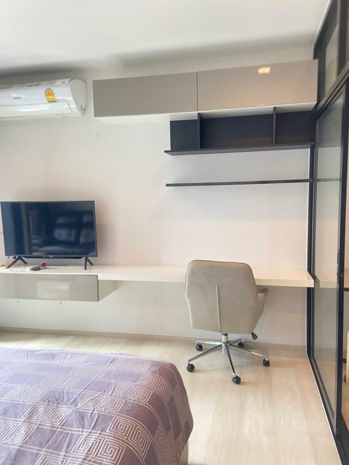 Life One Wireless | Hot deal !!! On the middle floor