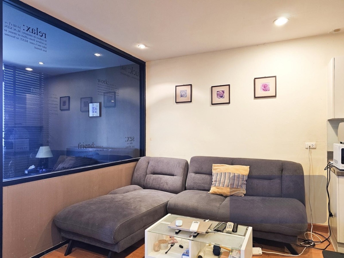 Supalai Place Sukhumvit 39 | เฟอร์นิเจอร์และเครื่องใช้ไฟฟ้า