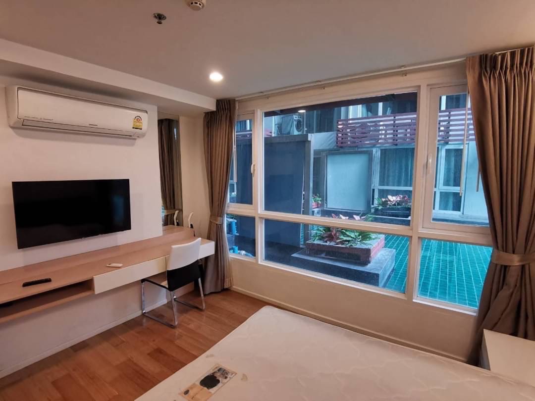 15 Sukhumvit residences | giant one bedroom in nana high floor