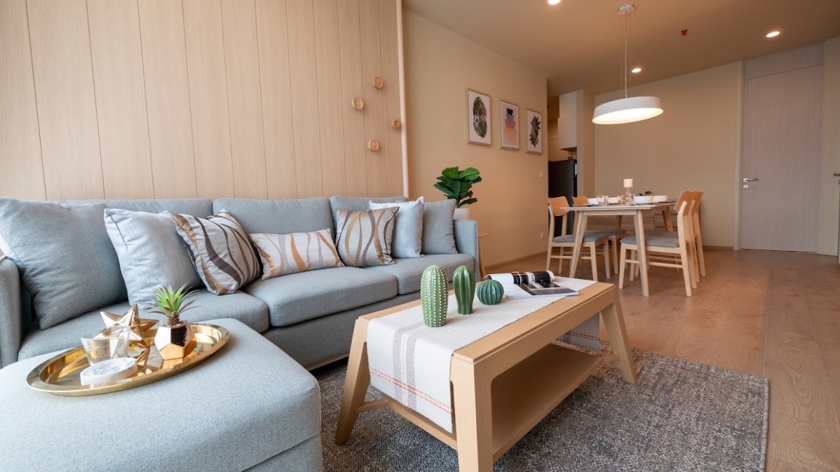 Noble Recole Sukhumvit 19 | Private soi at asoke close to terminal 21