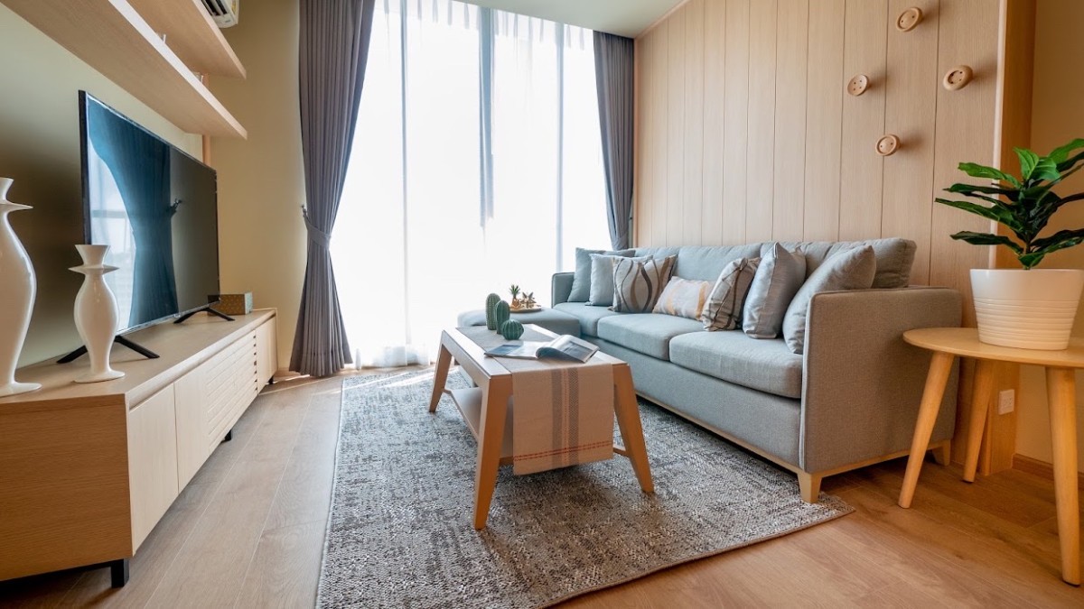 Noble Recole Sukhumvit 19 | Private soi at asoke close to terminal 21