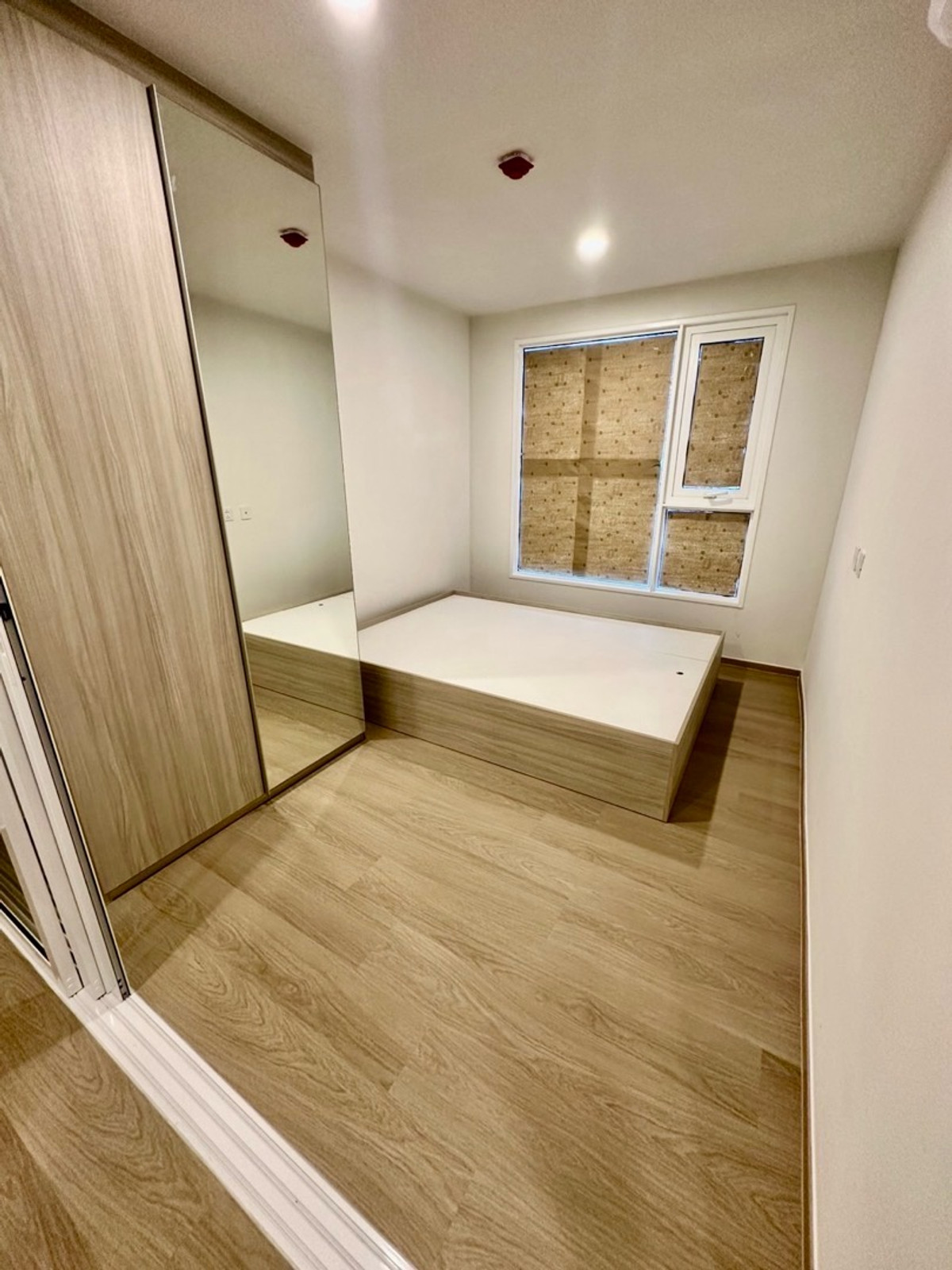 The Origin Phahol 57 | อยู่ใกล้กับรถไฟฟ้า BTS สายสีเขียว สถานีพหลโยธิน 59 / สถานีวัดพระศรีมหาธาตุ