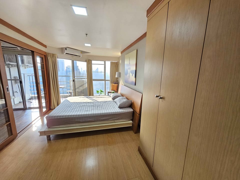 The Waterford diamond Sukhumvit 30/1  Between BTS Phrom Phong & Thong Lor | 1Bed Big Sized Prime Sukhumvit Location