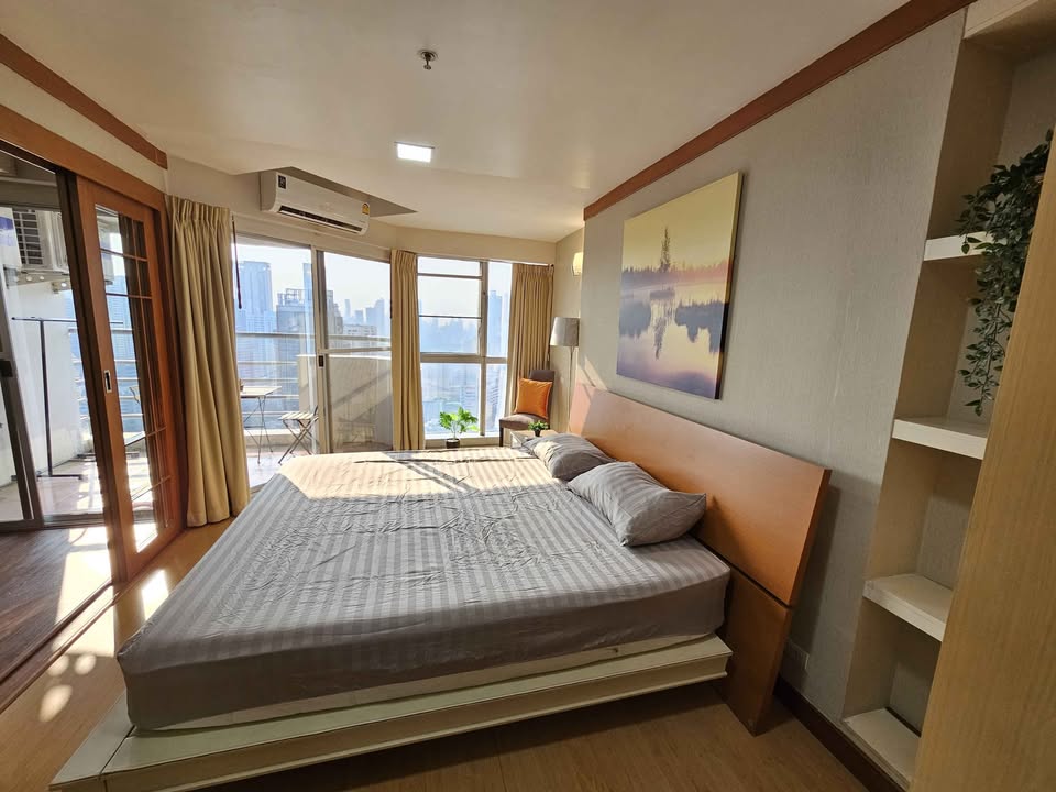 The Waterford diamond Sukhumvit 30/1  Between BTS Phrom Phong & Thong Lor | 1Bed Big Sized Prime Sukhumvit Location