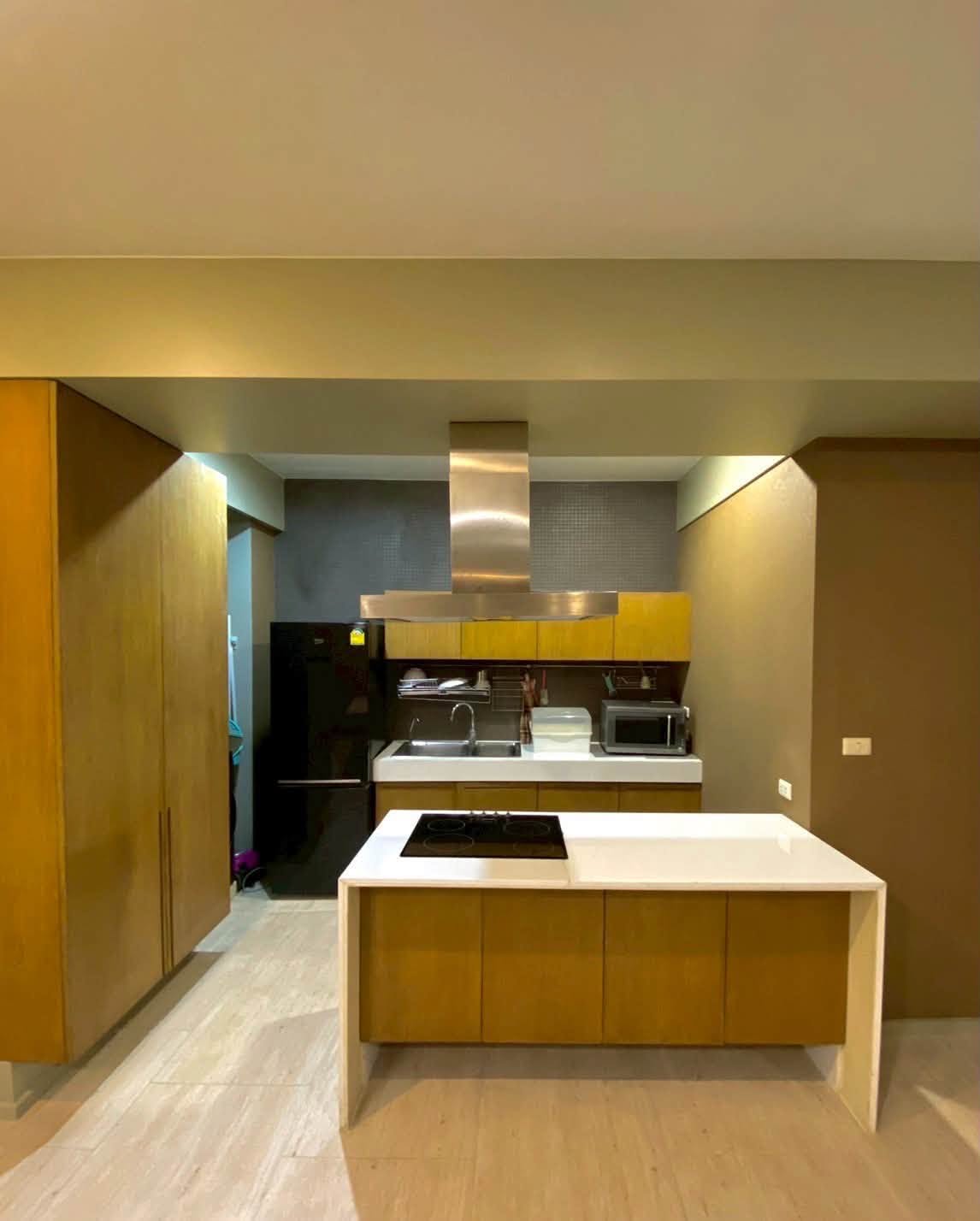 Citi Smart Sukhumvit 18 | Rare 3 Bed 3 Bath! CitiSmart Sukhumvit 18 | Steps to BTS Asoke & MRT Sukhumvit | Spacious Executive Living