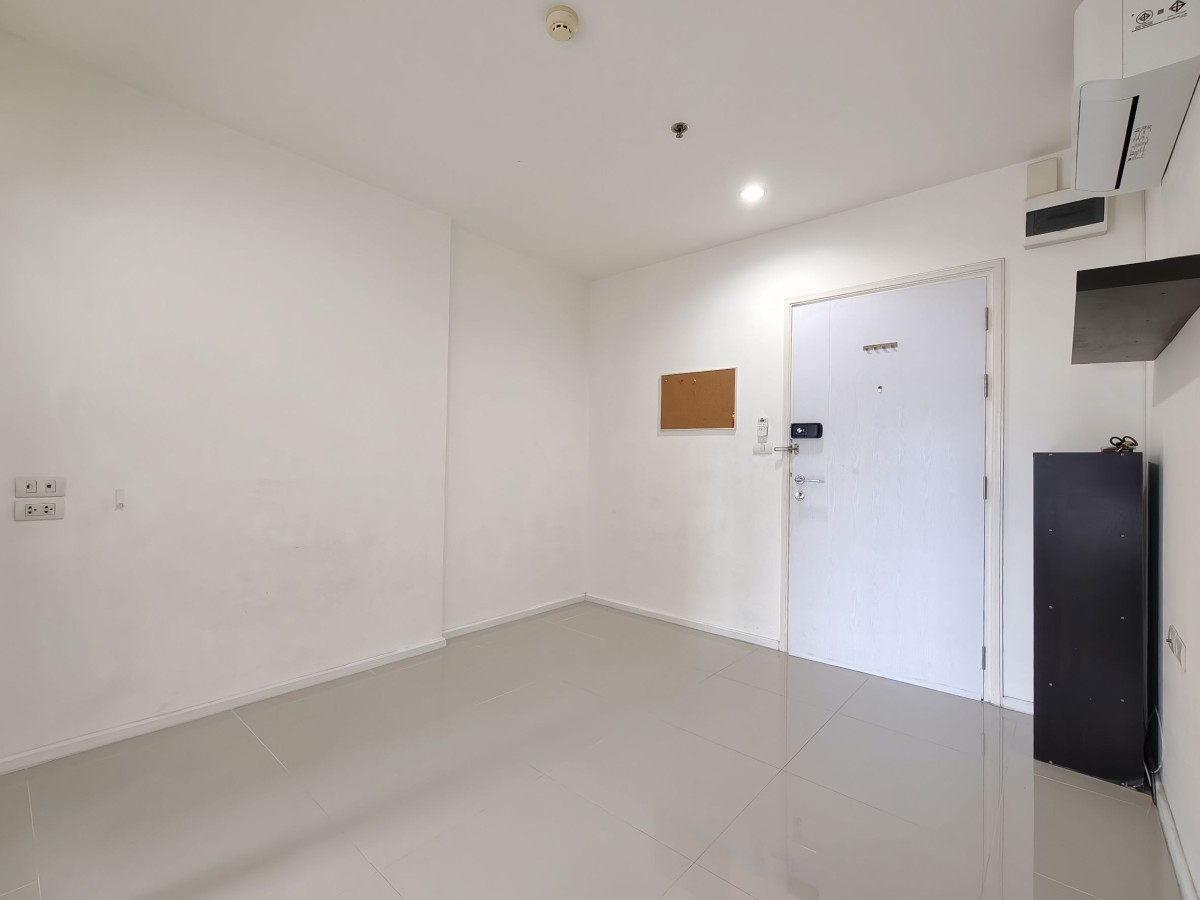 Aspire Sukhumvit 48 | ว่างพร้อมเช่า มีโซฟาให้ สนใจนัดชมห้องสามารถทำนัดได้เลย