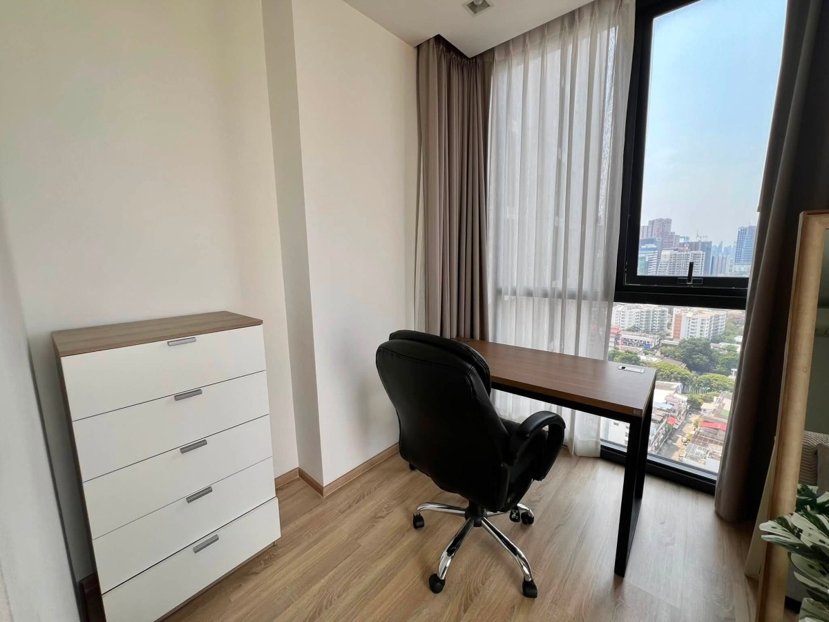 THE LINE Phahon - Pradipat | The Line Phahol - Pradipat | 1 Bed 1 Bath Modern Unit | Top-Tier Facilities, Near BTS Saphan Khwai & Ari