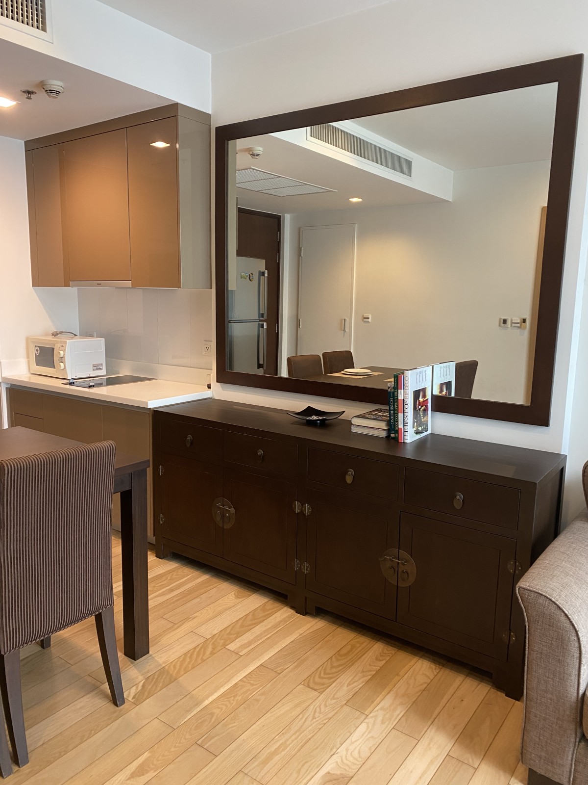 Siri at Sukhumvit | Siri at Sukhumvit | Spacious 1 BR 1 BA Suite | Fully Furnished, Sansiri Quality in Thonglor