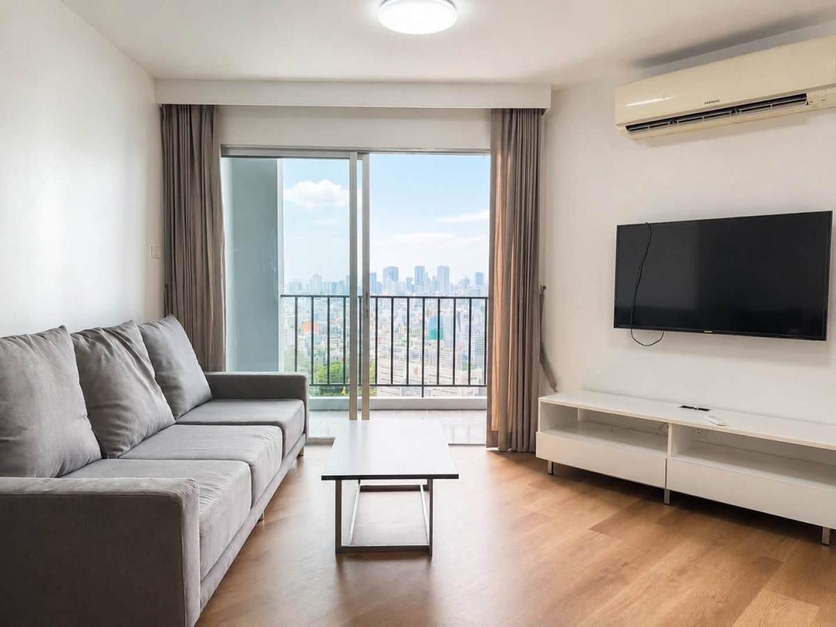 Belle Grand Rama 9 | 1 Bed 1 Bath Spacious Unit | On-site Shopping Mall, Near MRT & Central Rama 9