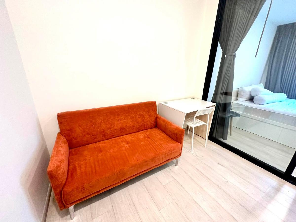Life Asoke | Ultimate Convenience! Life Asoke | 1 Bed 1 Bath Direct Skywalk Access | 0m to MRT Phetchaburi & ARL Makkasan